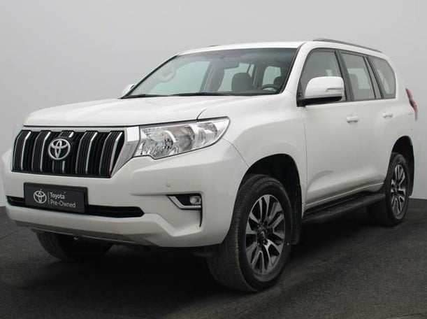 Used 2022 Toyota Prado for sale in Ajman