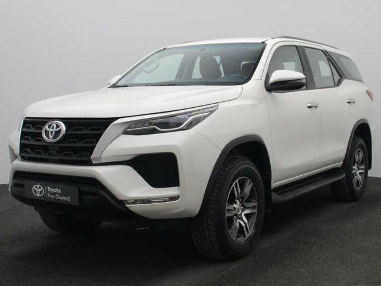 Used 2021 Toyota Fortuner for sale in Dubai