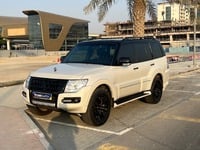 Used 2020 Mitsubishi Pajero for sale in Dubai