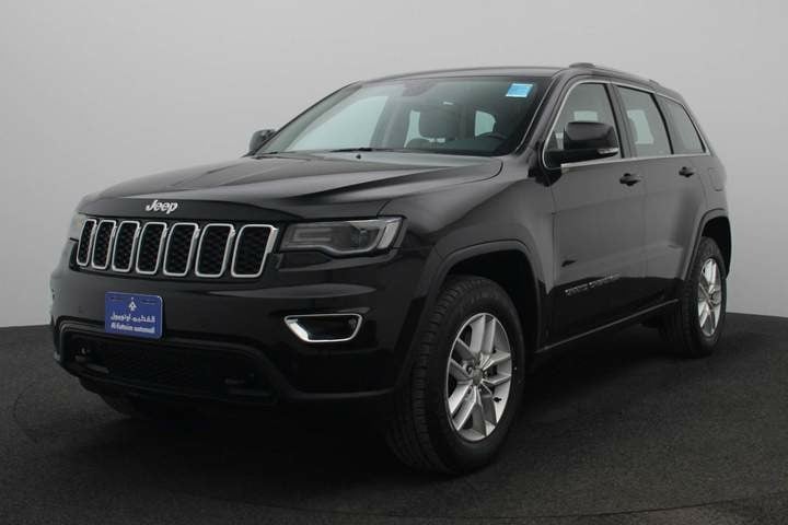 Used 2018 Jeep Grand Cherokee for sale in Abu Dhabi