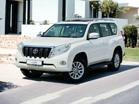 Used 2016 Toyota Prado for sale in Dubai