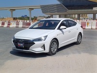 Used 2020 Hyundai Elantra for sale in Dubai