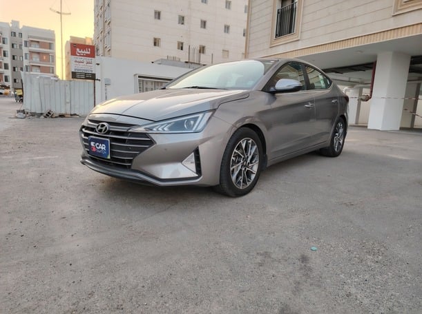 Used 2020 Hyundai Elantra for sale in Al Khobar