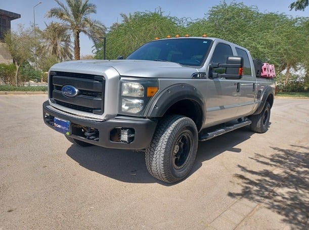 مستعمله 2014 فورد F250 للبيع فى الرياض