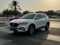 MG HS