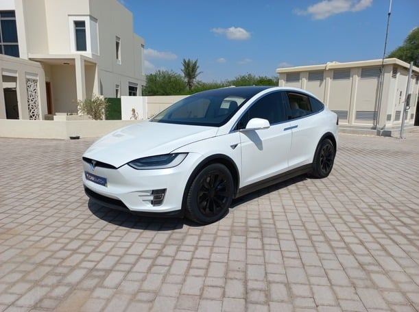 Used 2019 Tesla Model X for sale in Dubai