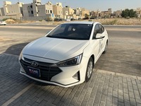 Used 2020 Hyundai Elantra for sale in Riyadh