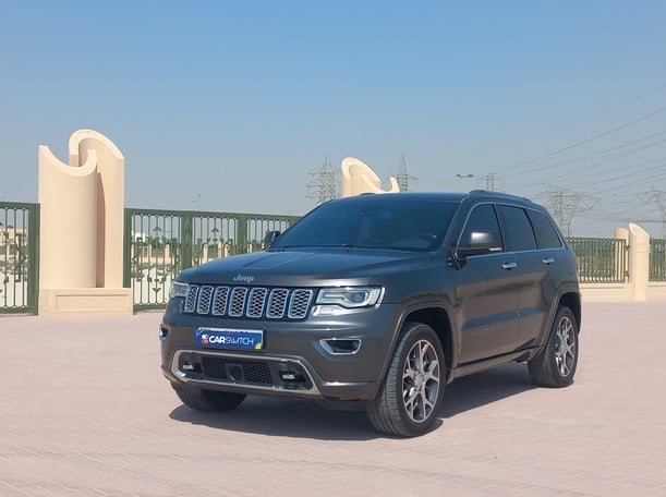 Used 2019 Jeep Grand Cherokee for sale in Dubai