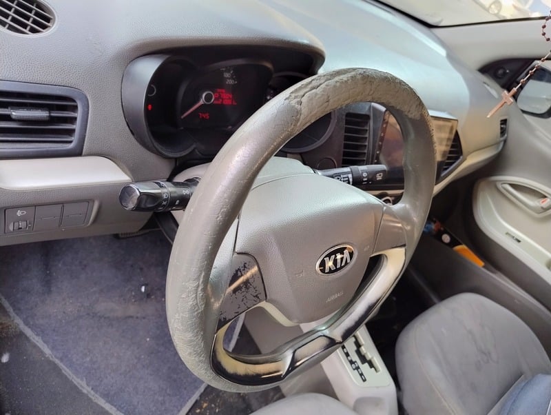 Used 2014 Kia Picanto for sale in Dubai