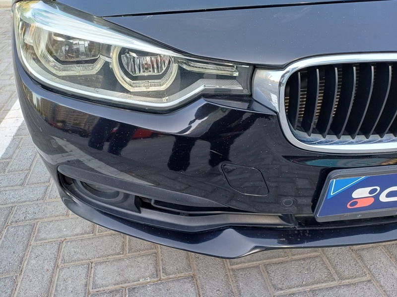 Used 2018 BMW 318 for sale in Abu Dhabi