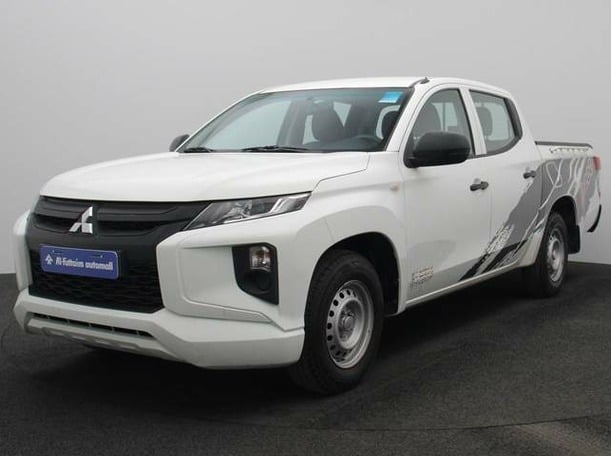 Used 2022 Mitsubishi L200 for sale in Dubai