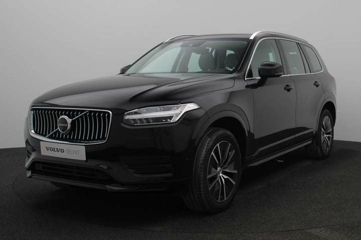 Used 2022 Volvo XC90 for sale in Abu Dhabi