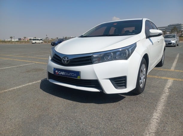 Used 2016 Toyota Corolla for sale in Dubai