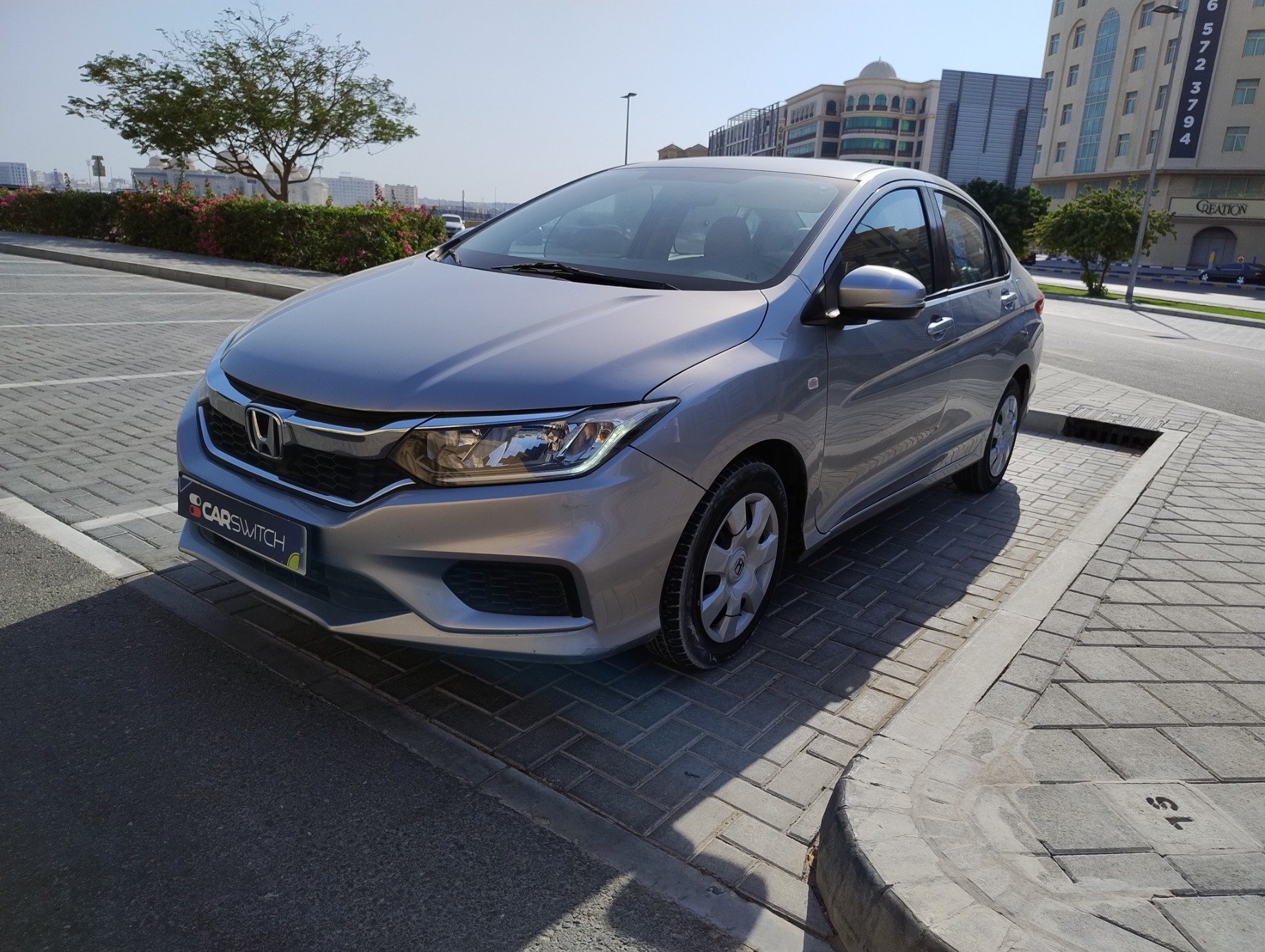 Used 2020 Honda City for sale in Sharjah