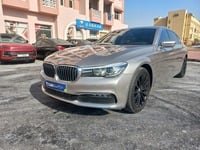 Used 2018 BMW 730 for sale in Dubai