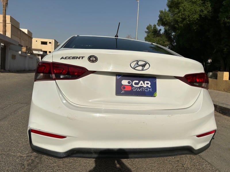 Used 2018 Hyundai Accent for sale in Riyadh