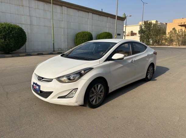 Used 2016 Hyundai Elantra for sale in Riyadh