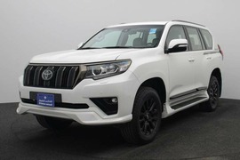 Toyota Prado Used 2022 Toyota Prado for sale in Dubai