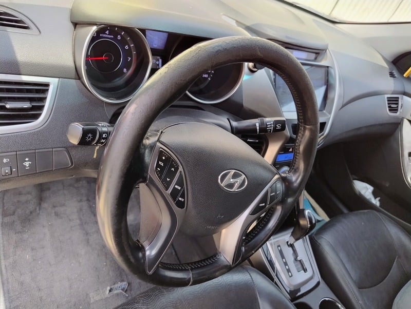 Used 2014 Hyundai Elantra for sale in Dubai