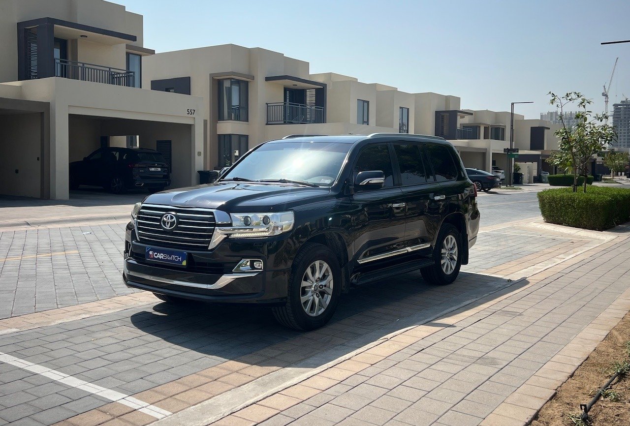 Used 2019 Toyota Land Cruiser for sale in Dubai