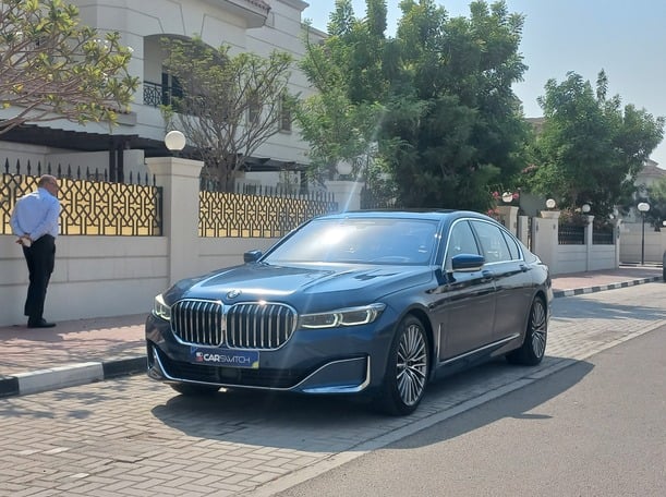 Used 2021 BMW 740 for sale in Dubai