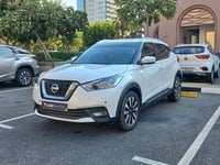 Used 2017 Nissan Kicks for sale in Dubai