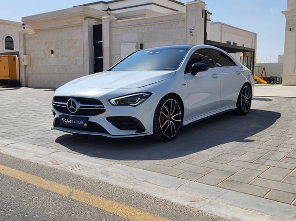 مستعمله 2022 مرسيدس CLA35 AMG للبيع فى الشارقة