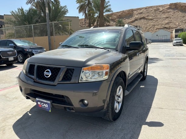 Used 2013 Nissan Armada for sale in Riyadh