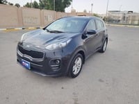 Used 2017 Kia Sportage for sale in Dammam