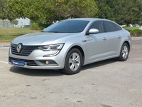 Used 2017 Renault Talisman for sale in Abu Dhabi