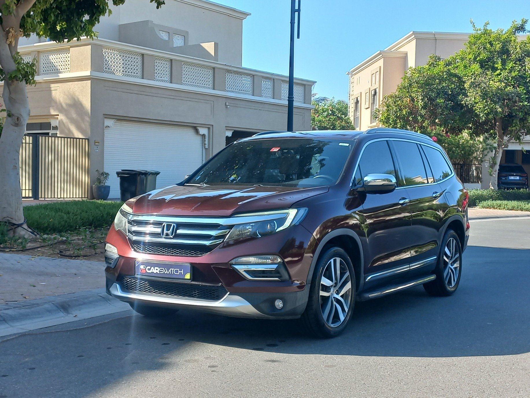 Used 2017 Honda Pilot for sale in Dubai