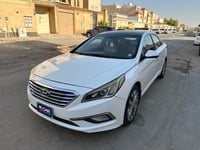 Used 2016 Hyundai Sonata for sale in Riyadh