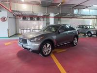 مستعمله 2017 انفنتي QX70 للبيع فى دبي