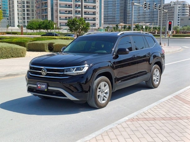 Used 2022 Volkswagen Teramont for sale in Dubai