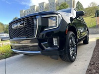 Used 2024 GMC Yukon for sale in Dubai