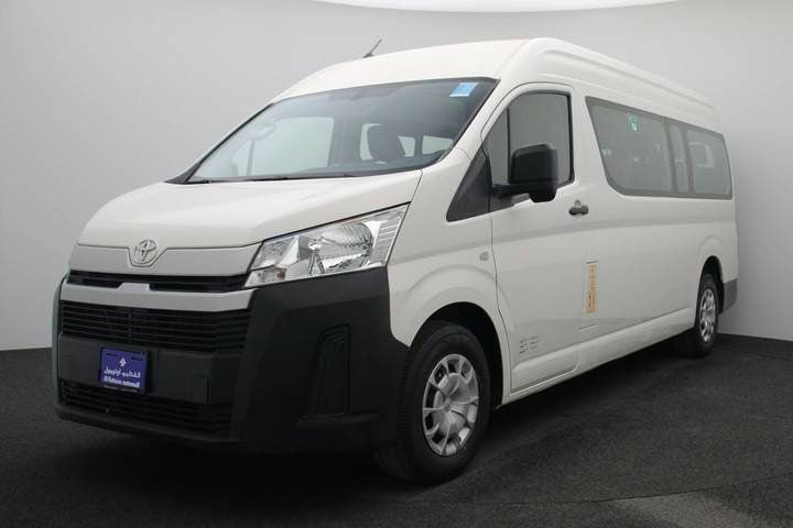 Used 2021 Toyota Hiace for sale in Abu Dhabi