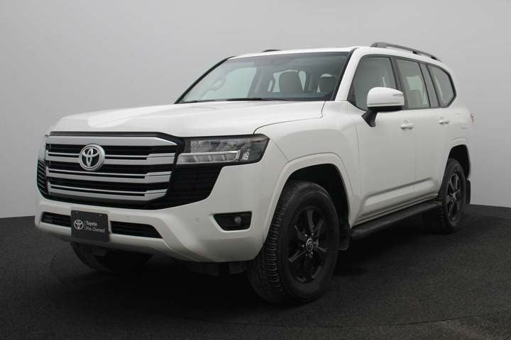 Used 2022 Toyota Land Cruiser for sale in Fujairah