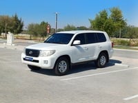 Used 2012 Toyota Land Cruiser for sale in Abu Dhabi