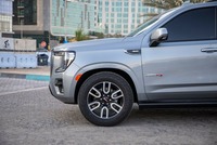 Used 2024 GMC Yukon for sale in Dubai
