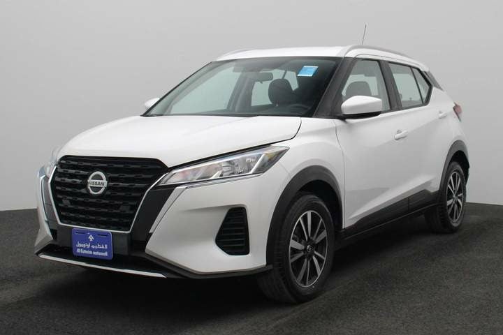 Used 2022 Nissan Kicks for sale in Abu Dhabi