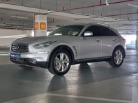 Used 2015 Infiniti QX70 for sale in Abu Dhabi