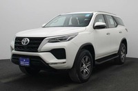 Used 2021 Toyota Fortuner for sale in Ajman