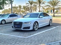 Used 2016 Audi S8 for sale in Abu Dhabi