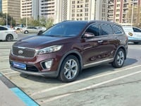 Used 2015 Kia Sorento for sale in Abu Dhabi