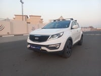 Used 2016 Kia Sportage for sale in Sharjah