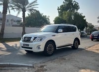 Used 2015 Nissan Patrol for sale in Dubai