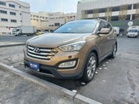 Used 2013 Hyundai Santa Fe for sale in Dubai