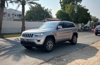 Used 2015 Jeep Grand Cherokee for sale in Dubai