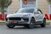 Used 2024 Porsche Macan for sale in Dubai