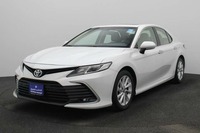 Used 2022 Toyota Camry for sale in Abu Dhabi